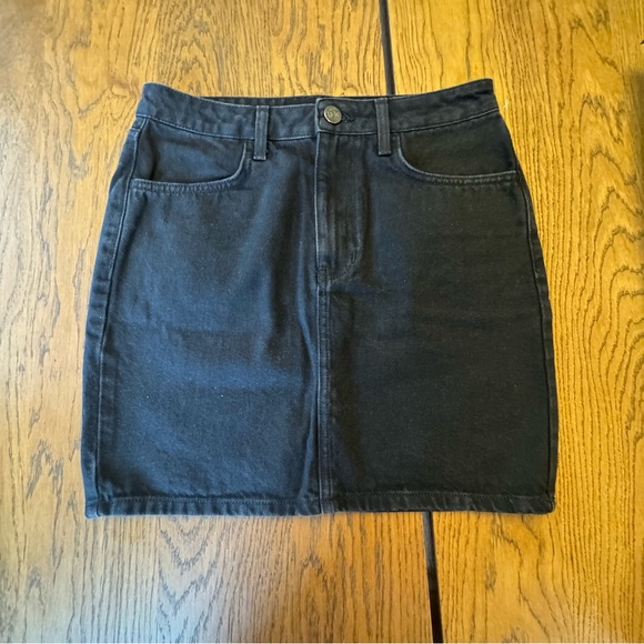BDG Dresses & Skirts - BDG Onna Denim Mini Skirt  Faded Black Medium Short Pencil Style